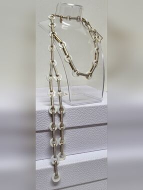 Chico's Brushed Gold Tone Links and Mother Of Pearl Rings Choker w/4" Extender